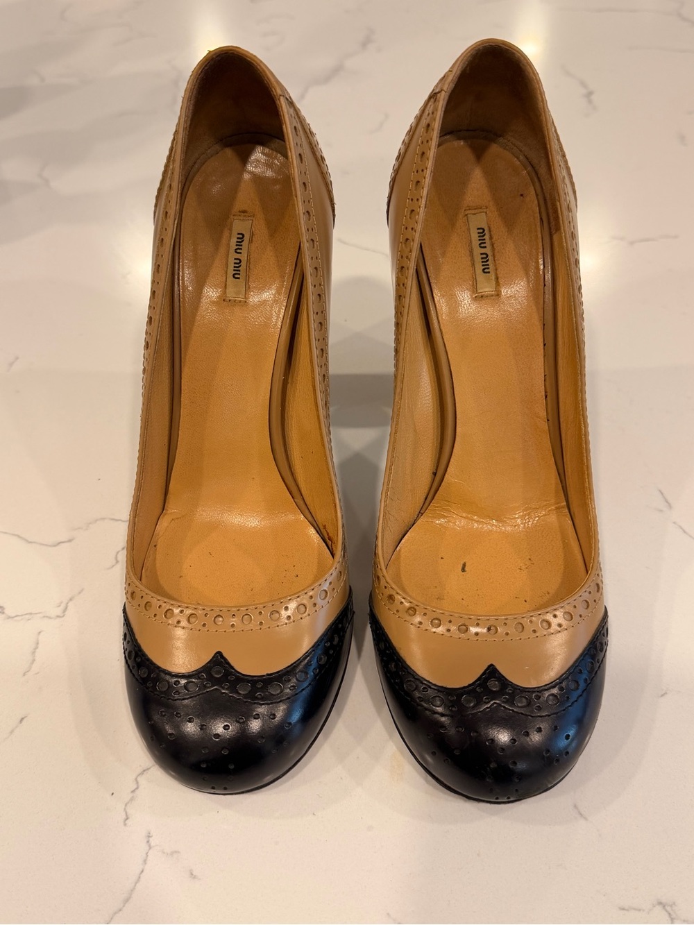 Miu Miu Two-Tone Spectator Brogue Pumps Tan Leather Black Wingtip